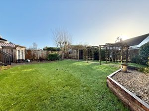 Photo 16- click for photo gallery